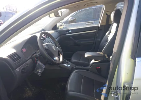 2008 Volkswagen Jetta Se/Sel z USA, uszkodzony, nr VIN 3VWRZ71K48M033580